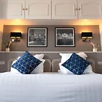 Hotel Grand De La Reine - Place Stanislas 4*