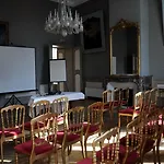 Hotel Grand De La Reine - Place Stanislas 4*