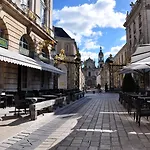 Grand De La Reine - Place Stanislas Hotel 4*