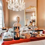Hotel Grand De La Reine - Place Stanislas 4*