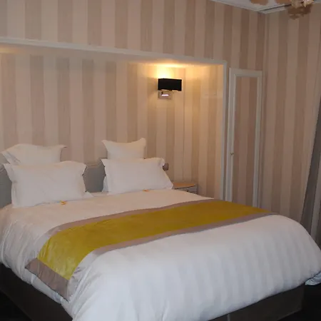 Grand De La Reine - Place Stanislas 南锡