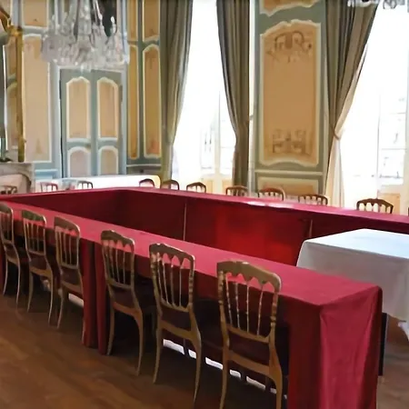 Grand De La Reine - Place Stanislas 南锡