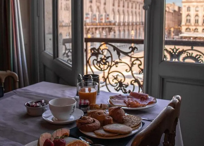 Hotel Grand De La Reine - Place Stanislas