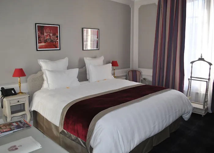Grand De La Reine - Place Stanislas Otel Nancy