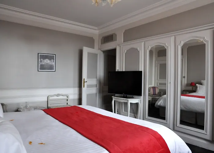 Hotel Grand De La Reine - Place Stanislas