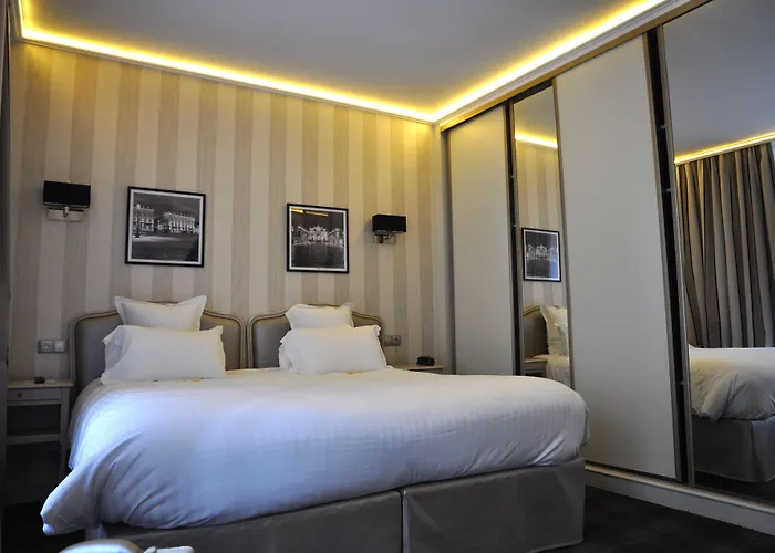 Grand De La Reine - Place Stanislas 4* Nancy