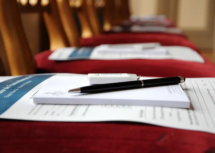 Отель Grand De La Reine - Place Stanislas 4*