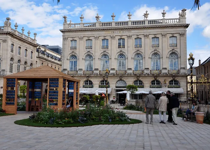 Grand De La Reine - Place Stanislas